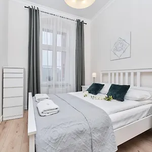Center Piłsudskiego By Renters , Wrocław Polska